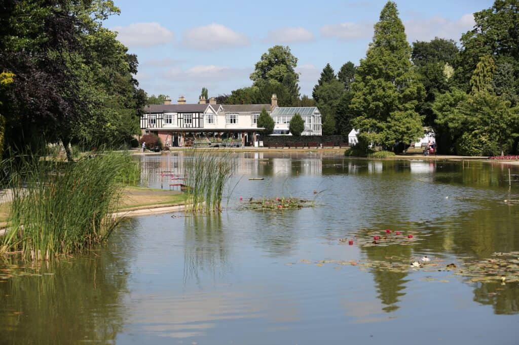 Jardines de Burnby Hall