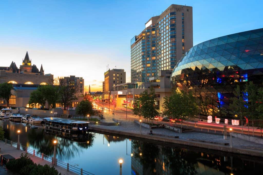 Canal Rideau en Ottawa, Canadá