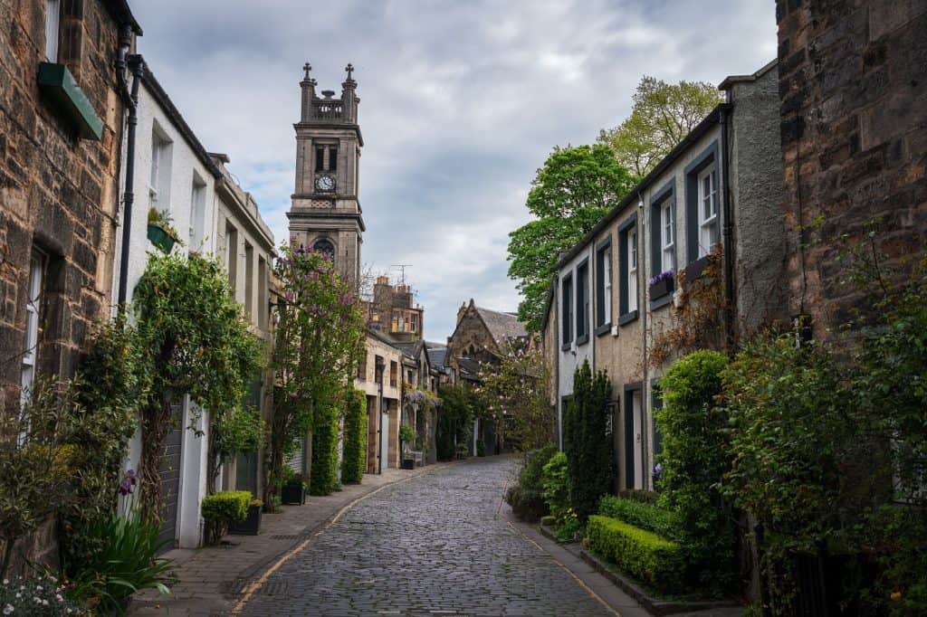 Circus lane