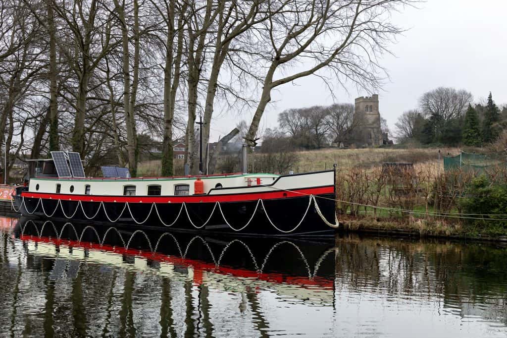 Aylesbury Arm - Grand Union Canal