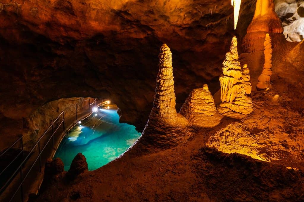 Jenolan Caves