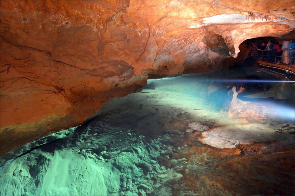 Jenolan Caves