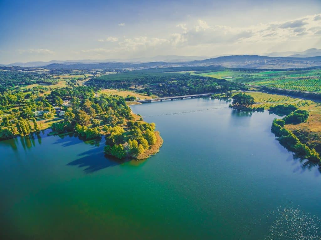 Lago Burley Griffin, represa de Scrivener