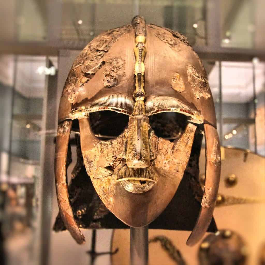 Casco de oro