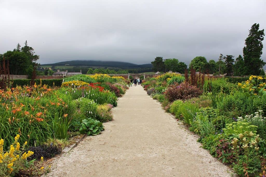 Powerscourt-Gardens