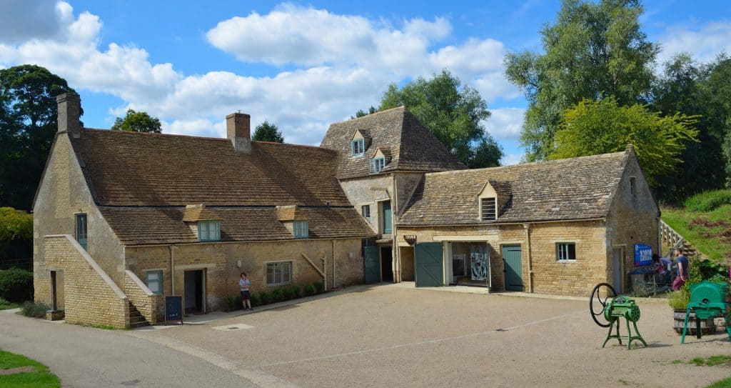 Sacrewell Heritage Farm and Country Centre