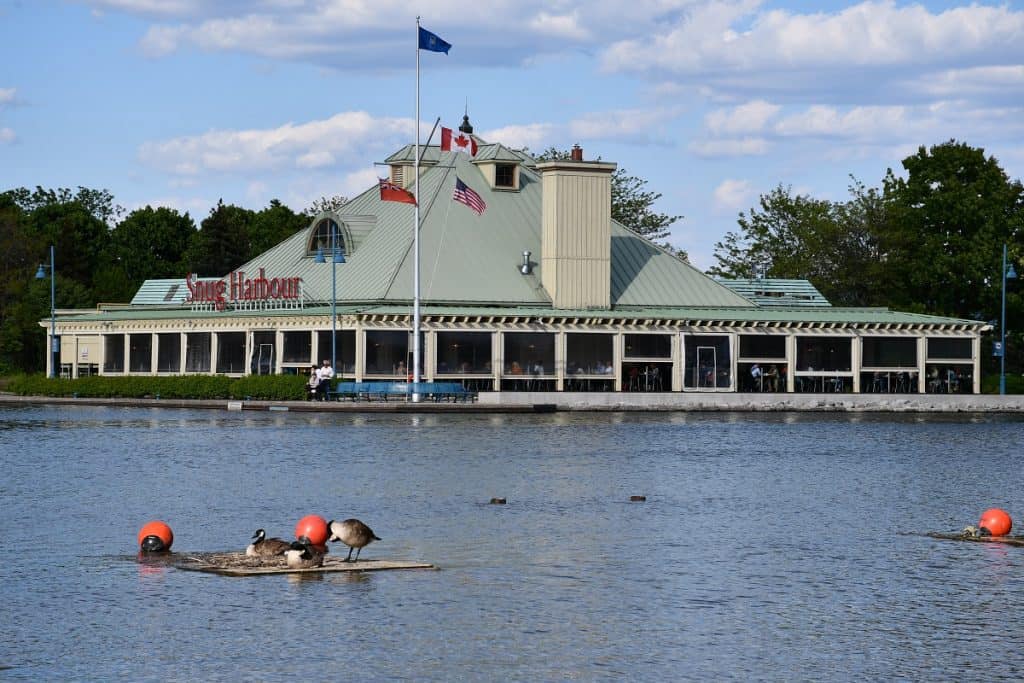 Snug Harbour, un restaurante famoso de mariscos