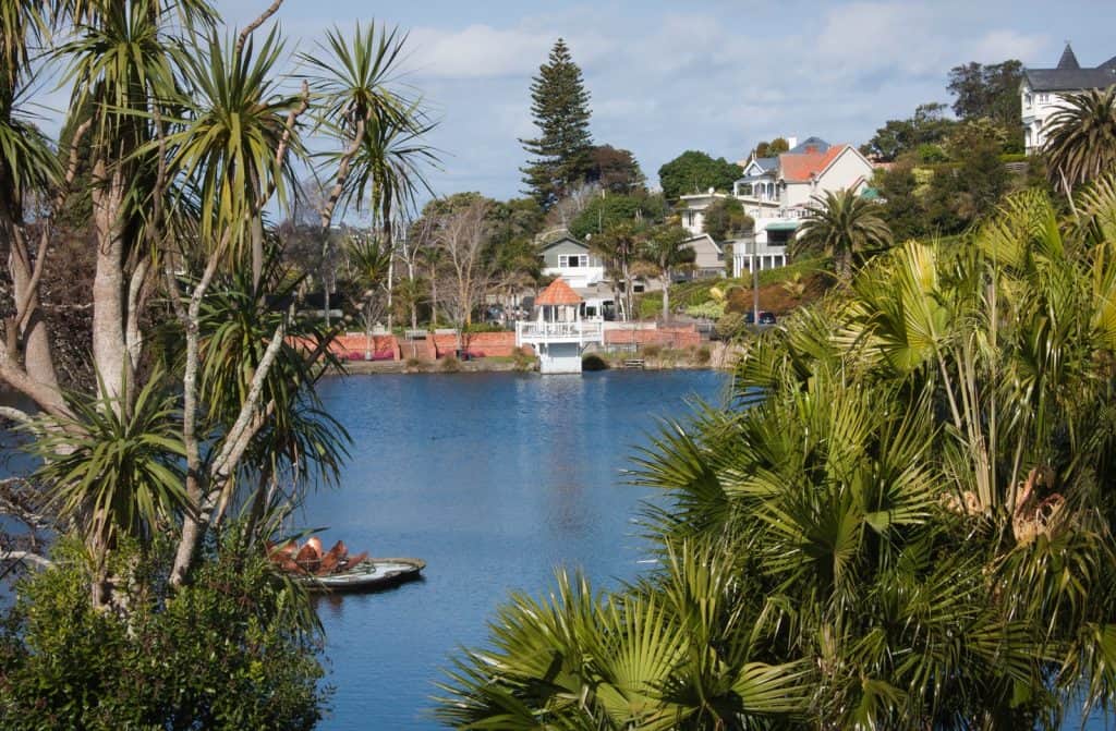 Virginia Lake