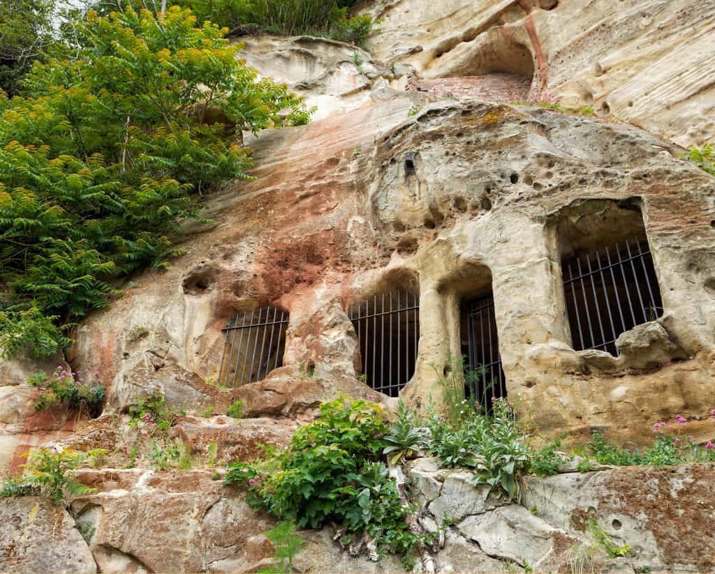 Cuevas de Nottingham