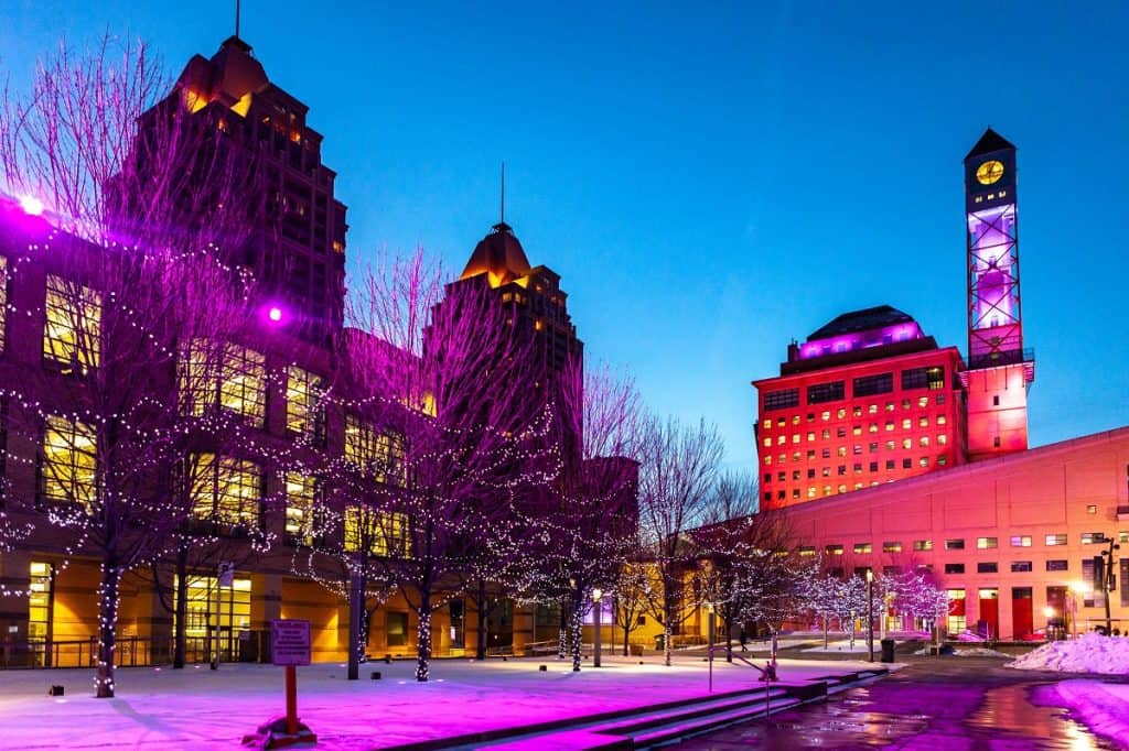 Square One Centre